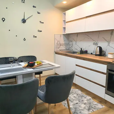 Snow White - Luxury With Free Bottle Of Wine Appartamento