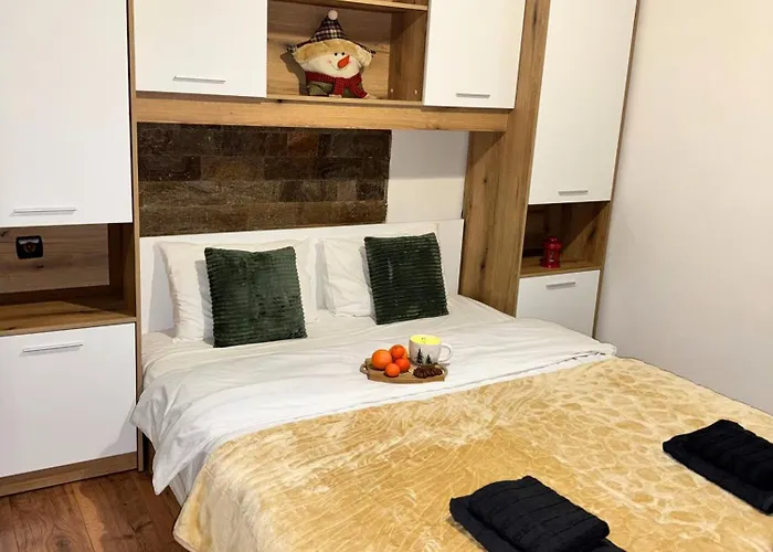 Snow White - Luxury With Free Bottle Of Wine 公寓 班斯科